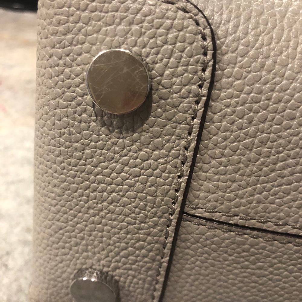 Michael Kors mini cross body - Picture 8 of 11